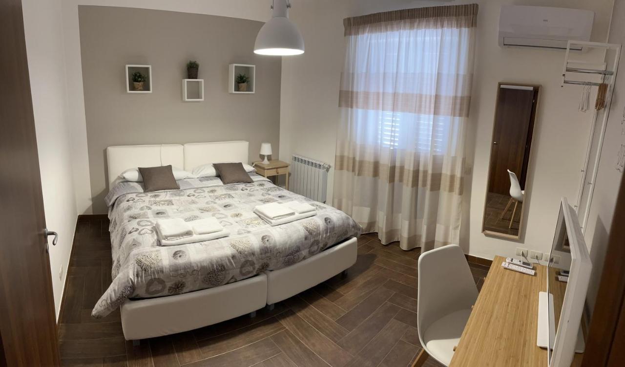 Il Borghetto Di San Giuseppe Etnarooms&Apartments นีโกโลซี ภายนอก รูปภาพ